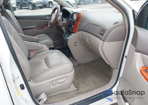 2008 Toyota Sienna Limited из США, поврежденный, VIN 5TDBK22C38S009418